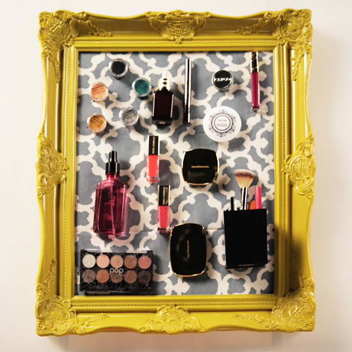 Magnetic Makeup Board