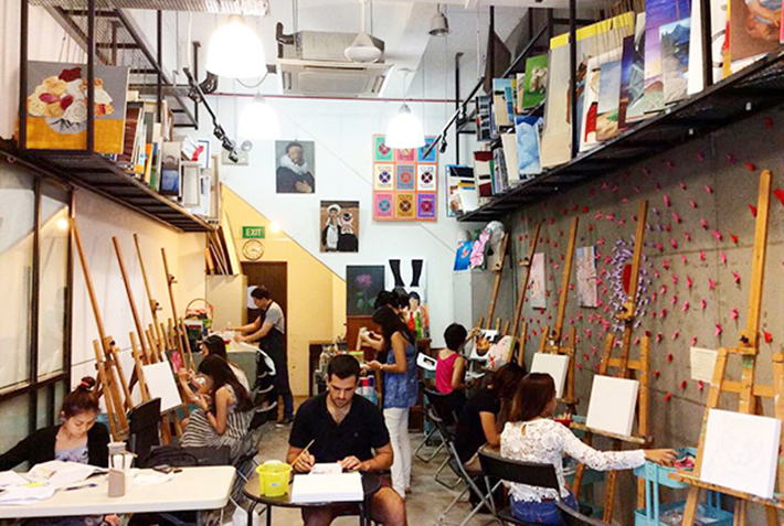 Here’s How You Can De-Stress With Artsy Activities in Singapore