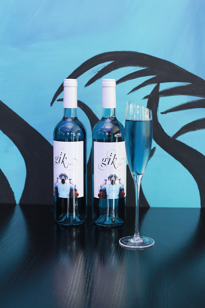 Blue Willow Blue Wine