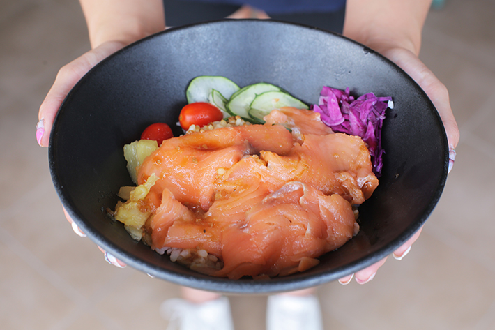 Ju Ju Pokebowls Salmon Bowl