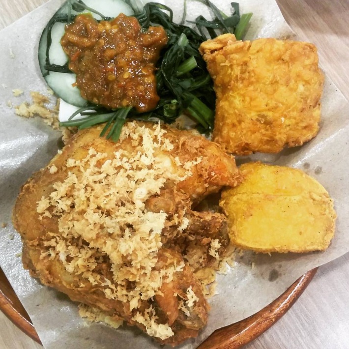 8 Ayam Penyet In Singapore Worth Cheating On Your Diet For